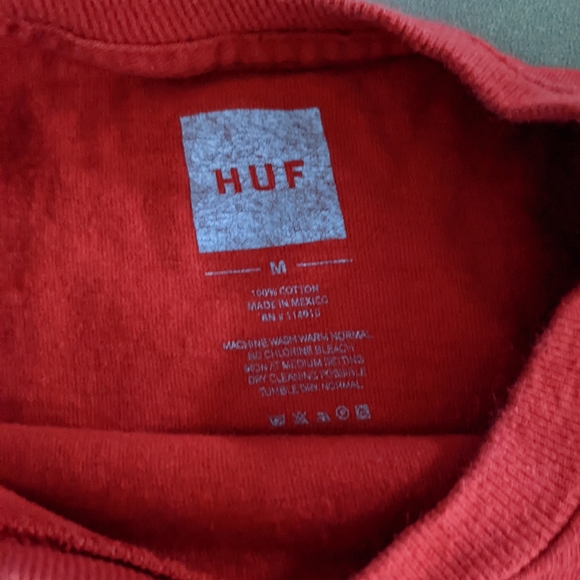 HUF T-shirt - Picture 3 of 3